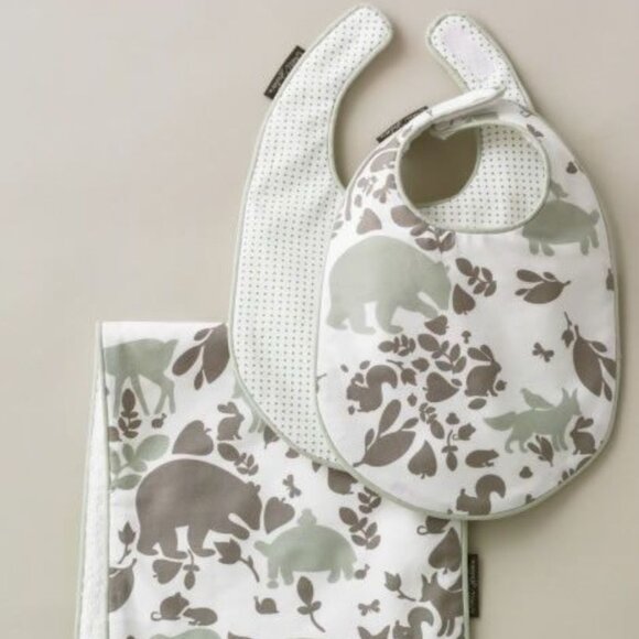 DwellStudio Bib and Burp Cloth Gift Set Woodland Animals - Picture 1 of 3